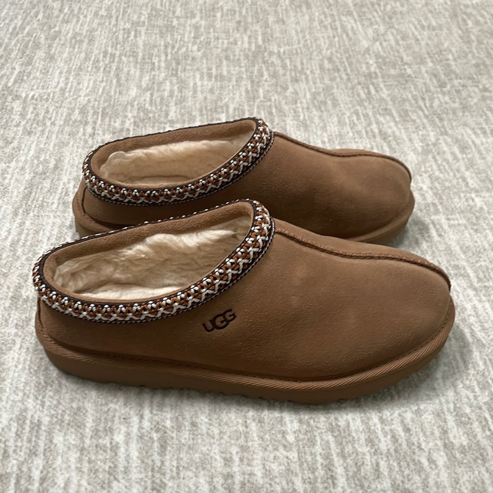 Ugg Tasman slippers